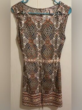 Forever 21 Like New Sleeveless Dress size Small